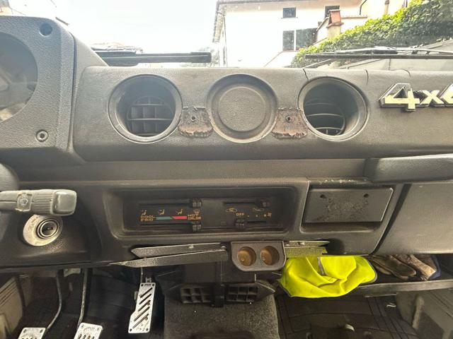 SUZUKI Samurai usata 8