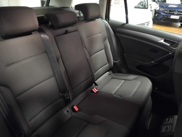 VOLKSWAGEN Golf usata, con ESP