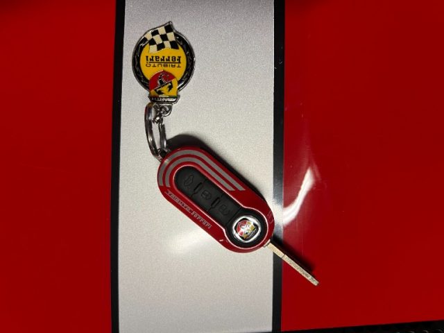 ABARTH 500 usata, con Specchietti laterali elettrici