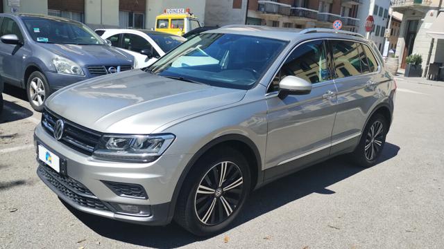 VOLKSWAGEN Tiguan usata, con Airbag