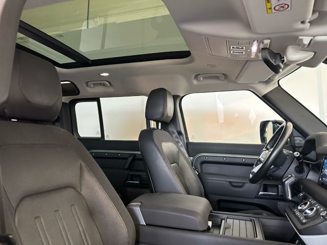 LAND ROVER Defender usata, con Servosterzo
