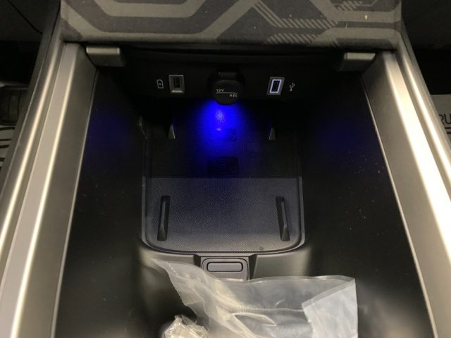 JEEP Avenger usata, con Autoradio digitale