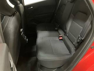 RENAULT Captur usata, con Bracciolo