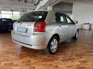 TOYOTA Corolla usata, con Autoradio