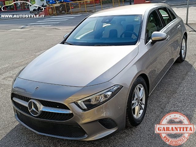 MERCEDES-BENZ A 180 usata, con Sensore di pioggia