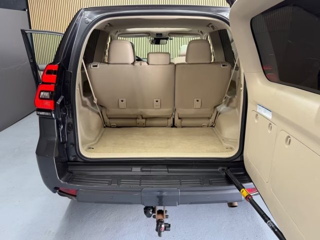 TOYOTA Land Cruiser usata, con Tettuccio apribile