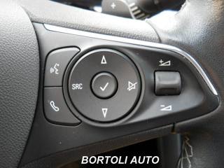 OPEL Grandland usata, con Specchietti laterali elettrici