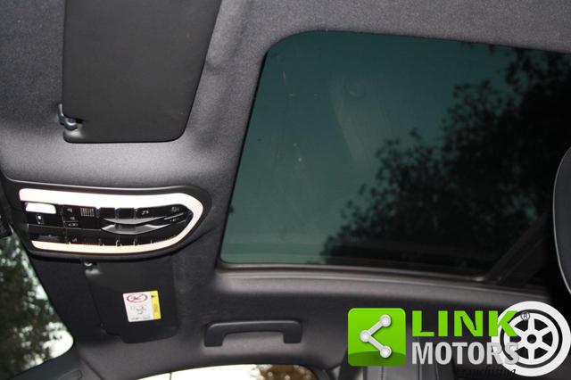 PORSCHE Macan usata, con Sedile posteriore sdoppiato