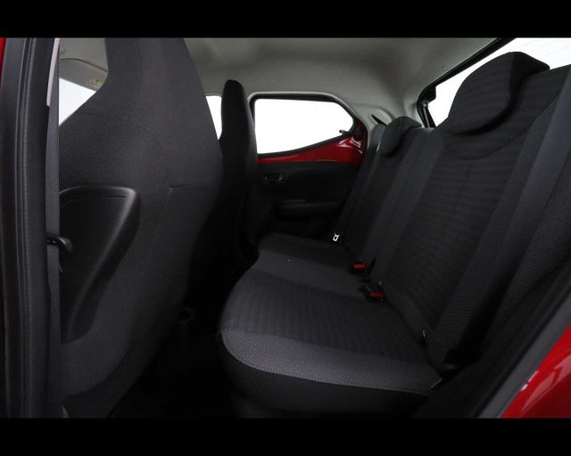 TOYOTA Aygo usata, con Sedile posteriore sdoppiato