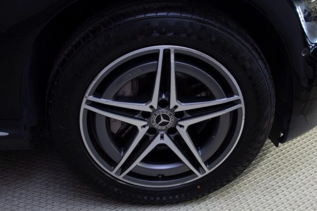 MERCEDES-BENZ EQC usata, con Fari LED