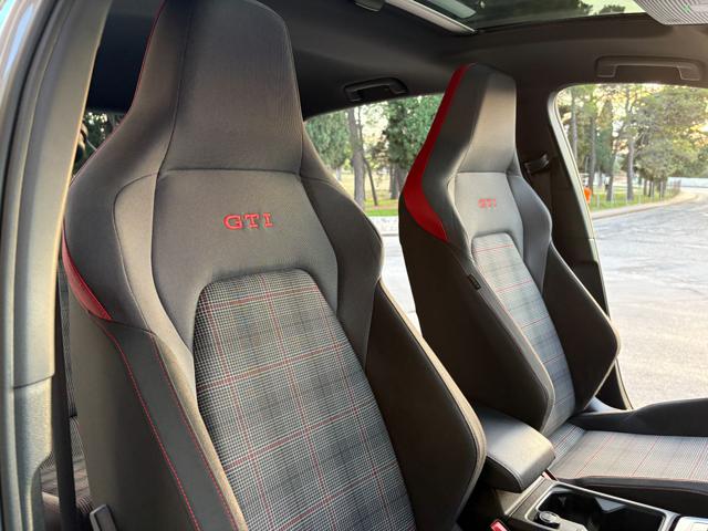 VOLKSWAGEN Golf GTI usata, con Cronologia tagliandi