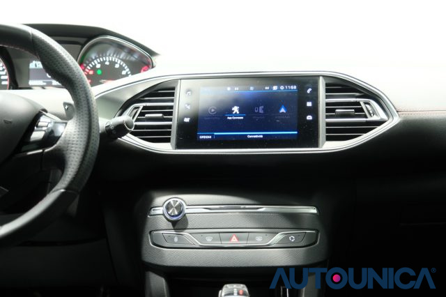 PEUGEOT 308 usata, con Telecamera per parcheggio assistito