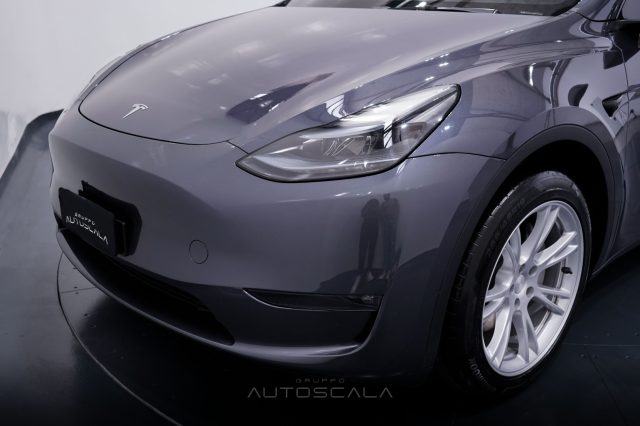 TESLA Model Y usata, con Volante multifunzione