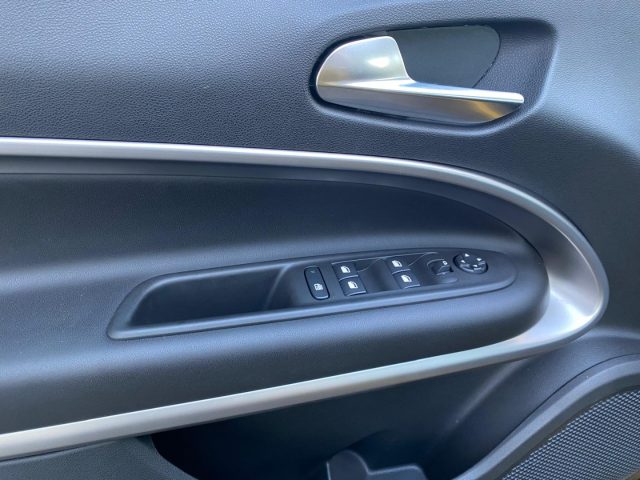 JEEP Avenger usata, con Chiusura centralizzata