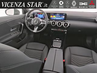 MERCEDES-BENZ A 180 usata, con Cerchi in lega