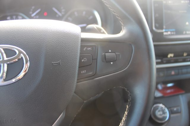 TOYOTA Proace Verso usata, con Riconoscimento dei segnali stradali