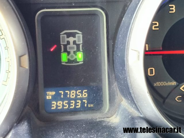 MITSUBISHI Pajero usata, con Fari Xenon