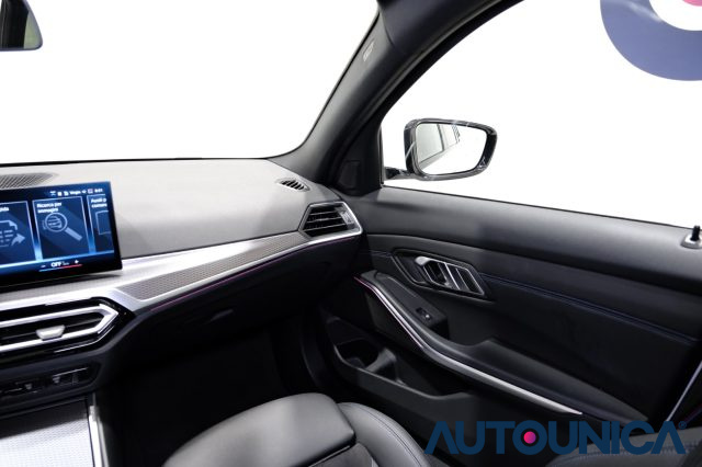 BMW 320 usata, con Telecamera per parcheggio assistito