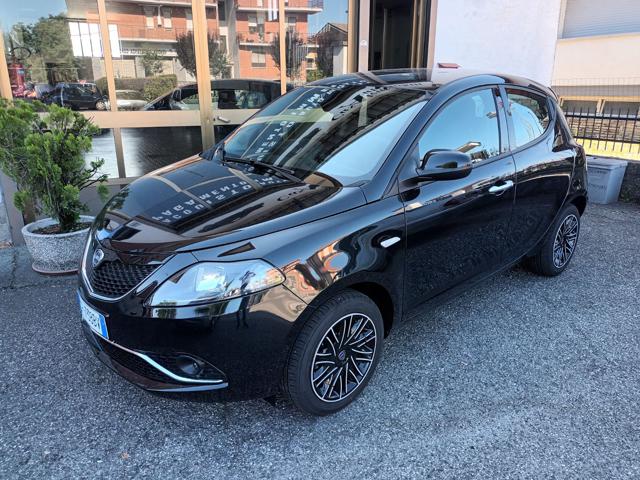 LANCIA Ypsilon usata, con Airbag