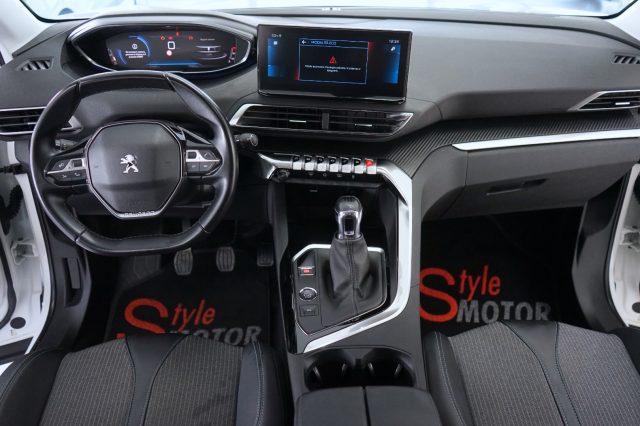 PEUGEOT 3008 usata, con Autoradio