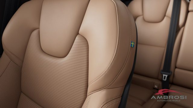 VOLVO XC60 usata 9