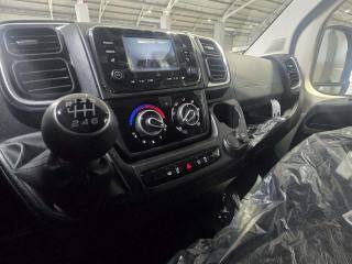 PEUGEOT Boxer usata 13