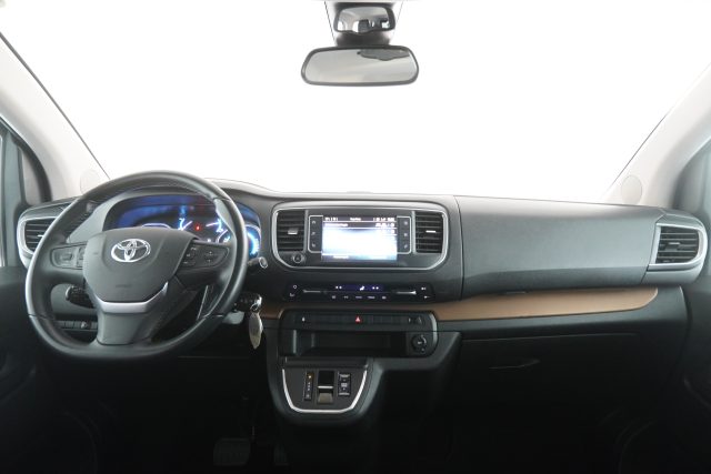 TOYOTA Proace Verso usata 11
