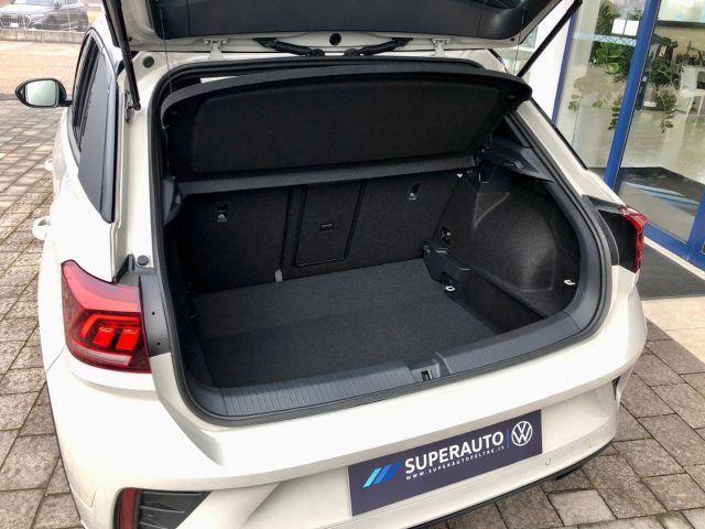 VOLKSWAGEN T-Roc usata, con Volante in pelle