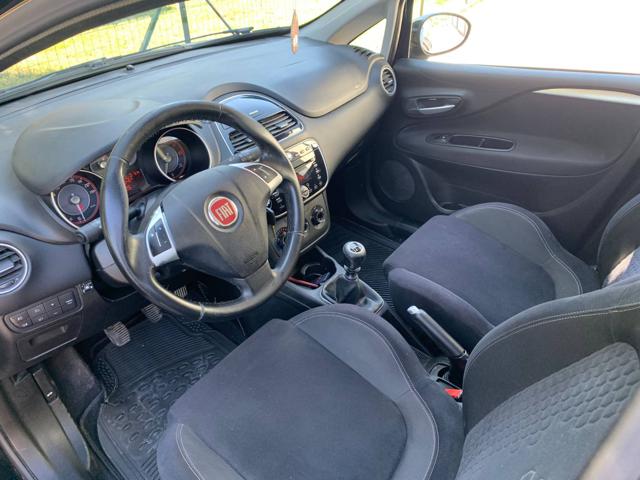 FIAT Punto usata, con Specchietti laterali elettrici