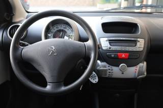 PEUGEOT 107 usata 25