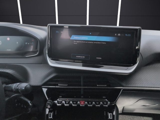 PEUGEOT 2008 usata, con Sensore di pioggia