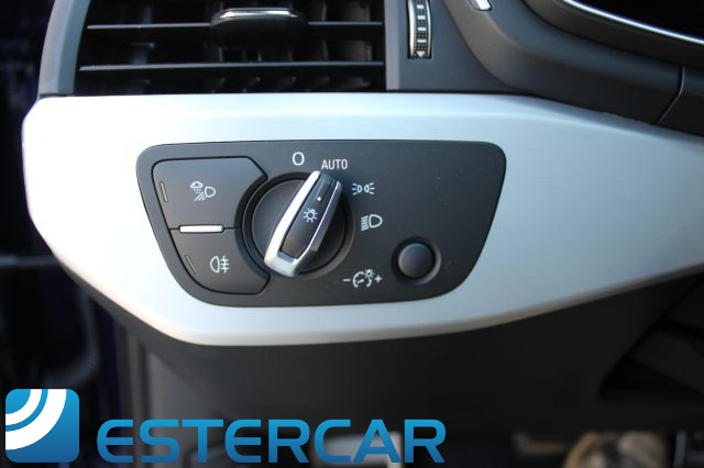 AUDI A4 usata, con Fari LED