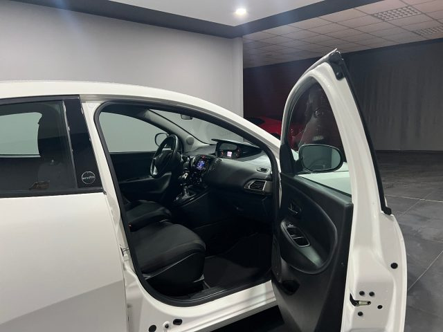 LANCIA Ypsilon usata, con Cronologia tagliandi