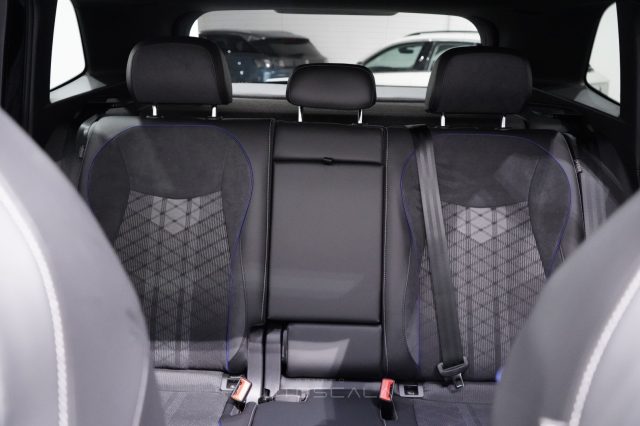VOLKSWAGEN Tiguan usata, con Bracciolo