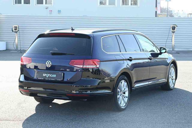 VOLKSWAGEN Passat Variant usata, con Alzacristalli elettrici