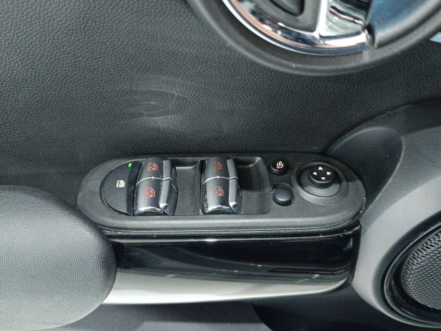 MINI Cooper S usata 21