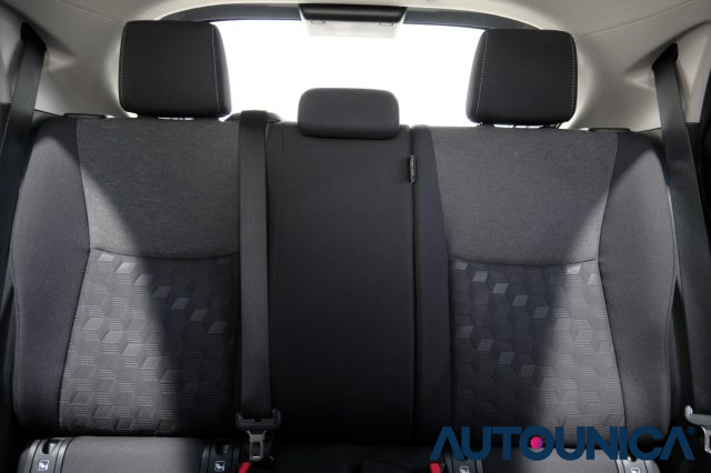 TOYOTA Yaris usata, con Fari full-led