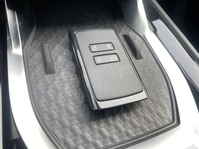 RENAULT Austral usata, con Bluetooth