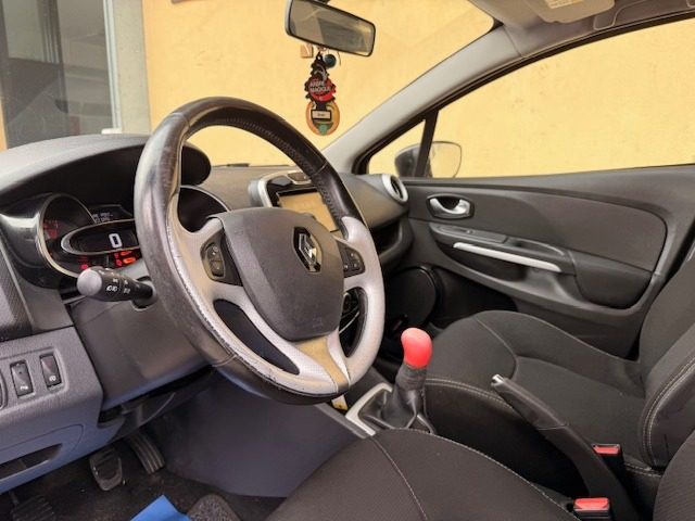 RENAULT Clio usata, con Chiusura centralizzata