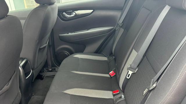 NISSAN Qashqai usata, con Touch screen