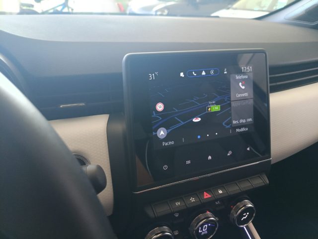 RENAULT Clio usata, con Controllo trazione