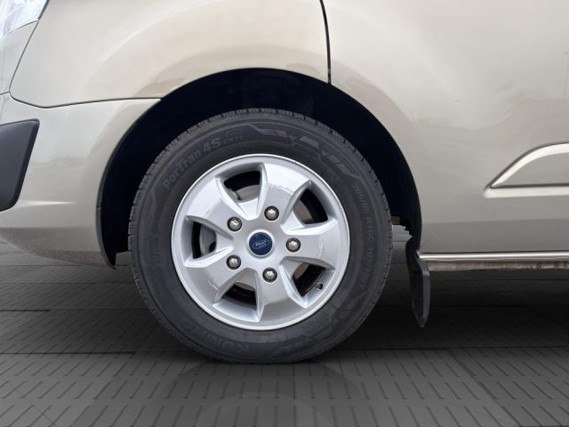 FORD Tourneo Custom usata 15