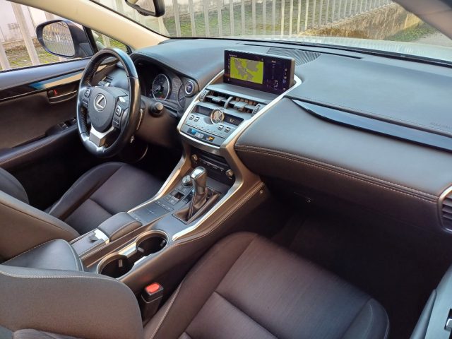 LEXUS NX 300 usata, con Touch screen
