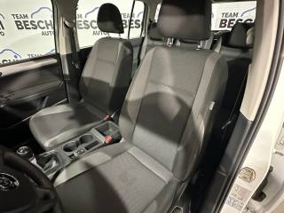 VOLKSWAGEN Touran usata, con Controllo trazione