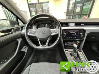 VOLKSWAGEN Passat Variant usata, con Cruise Control