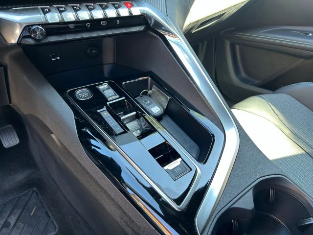 PEUGEOT 5008 usata, con Cruise Control