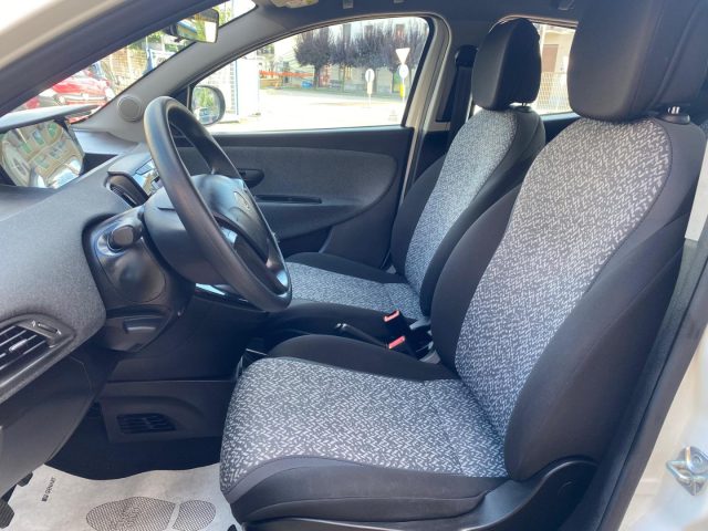 LANCIA Ypsilon usata, con Servosterzo