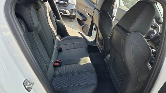 PEUGEOT 2008 usata, con Chiusura centralizzata