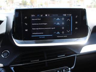 PEUGEOT 2008 usata, con Bracciolo