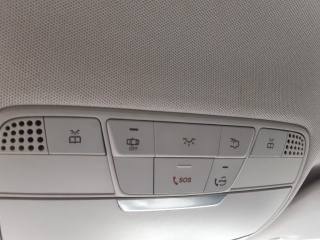 MERCEDES-BENZ E 220 usata, con Touch screen